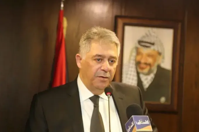 عائلة السفير الفلسطيني السابق أشرف دبور تطالب لبنان بمحاكمته محلياً ورفض تسليمه