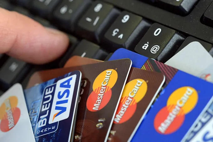 الضغوط الاقتصادية تُربك الجمهوريين قبيل انتخابات التجديد النصفي