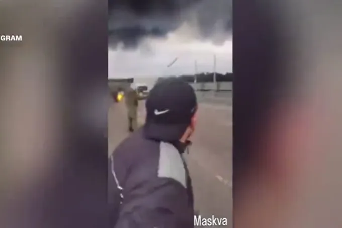 هجمات متبادلة بين روسيا وأوكرانيا: مسيّرات كييف تضرب مصفاة نفط في موسكو وموسكو تستهدف كراماتورسك