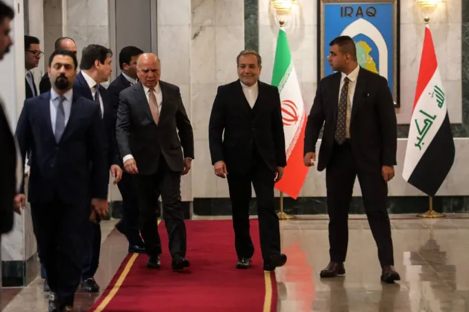 بغداد تتحدى ضغوط طهران وحلفاء الداخل في حملة مكافحة الفساد