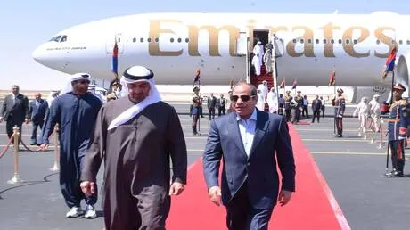 محمد بن زايد يزور السيسي في العلمين وسط تحولات إقليمية متسارعة