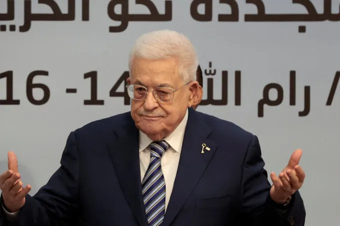 عباس يحدد 28 نوفمبر موعداً للانتخابات التشريعية الفلسطينية وسط انتقادات