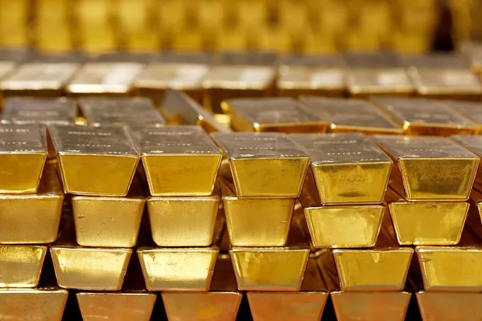 تراجع النفط من قممه وصعود الذهب وسط ترقب قرار الفائدة الأمريكية