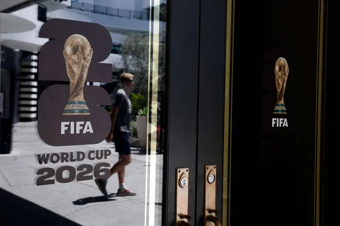 شابان أميركيان يتقاضيان 50 ألف دولار لمشاهدة جميع مباريات مونديال 2026 من تايمز سكوير