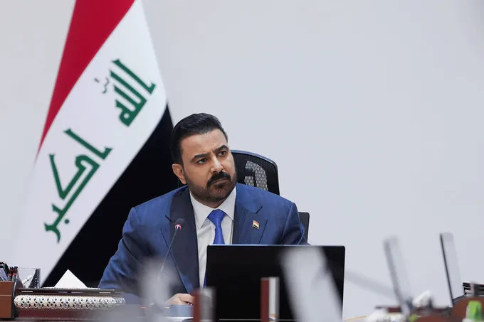 الزيدي يوجّه بإعداد قانون لحصر السلاح بيد الدولة وسط تغييرات متوقعة في قيادات الحشد الشعبي