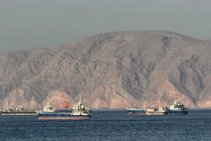 إدانات خليجية لهجمات متكررة على ناقلات أدنوك الإماراتية في مضيق هرمز
