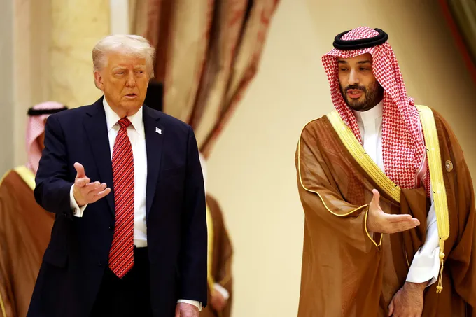 بن سلمان يطالب ترامب بخفض التصعيد ومنع الانجرار إلى مواجهة مع إيران