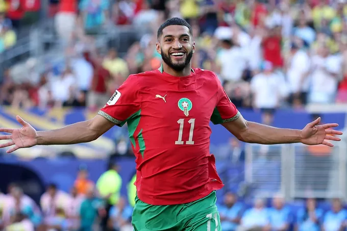 بايرن ميونيخ يُعلن رسمياً ضم المغربي إسماعيل صيباري بعقد حتى 2031