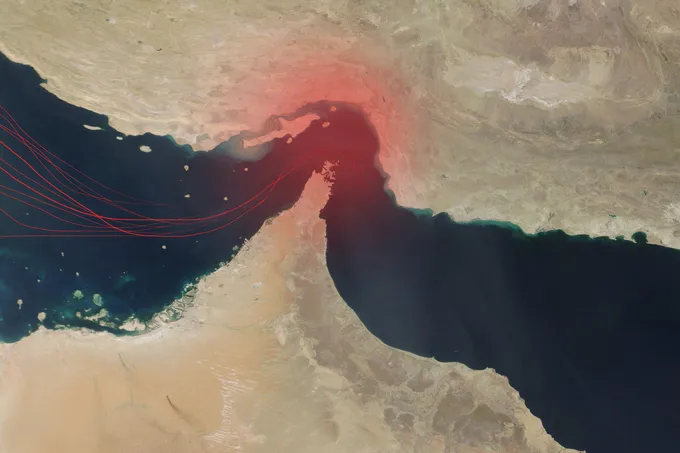 الرياض تطالب بحماية الملاحة في هرمز وطهران تحذّر من مسارات غير معتمدة