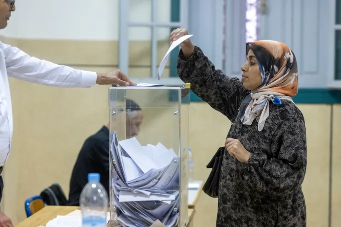 المغرب يُسجّل نسبة مشاركة 38.02% في انتخابات مجلس النواب