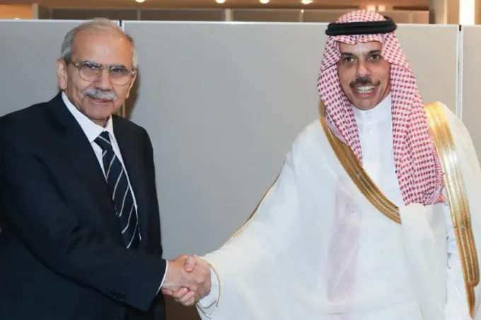 نواف سلام يرفع الصوت السيادي اللبناني في الأمم المتحدة وسط مشاورات إقليمية مكثفة