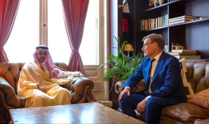السعودية وألمانيا تدعوان إلى استعادة حرية الملاحة في مضيق هرمز